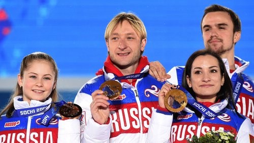 Российские фигуристы с золотом